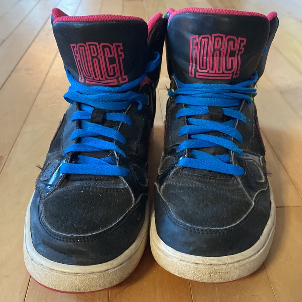 Retro Nike Force - black and pink youth size 7 or EUR 40